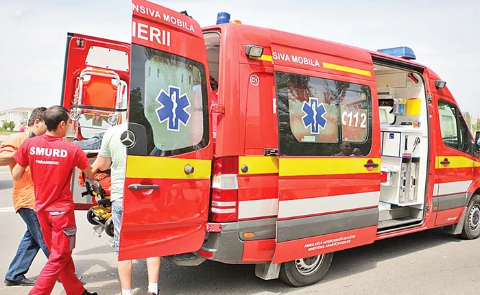 ---------Opt-persoane-dintre-care-4-copii-au-fost-spitalizate-n-urma-unui-accident-produs-ntre-Focani-i-Adjud