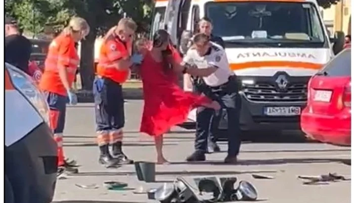 ---------Scene-incredibile-la-Arad-O-oferi-beat-scuip-i-lovete-cu-picioarele-un-poliist-dup-ce-a-provocat-un-accident-