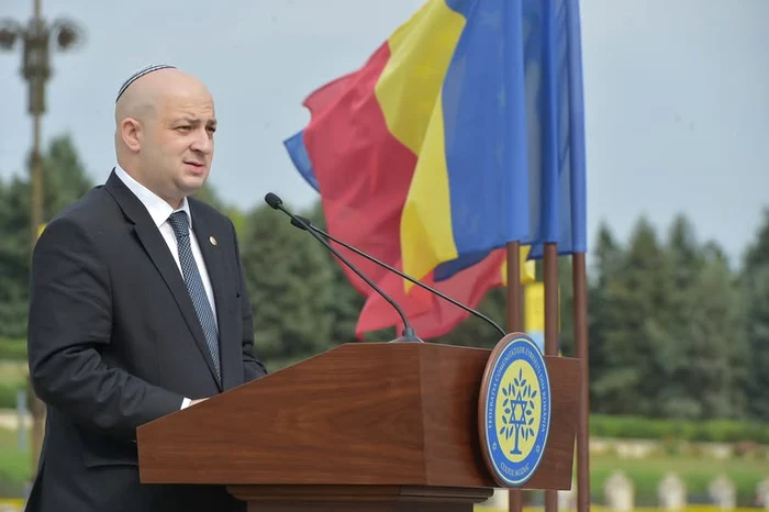 ---------Silviu-Vexler-returneaz-Ordinul-Naional-pentru-Merit-Efectul-aciunii-Preedintelui-Romniei-va-fi-de-ncurajare-a-promovrii-ideologiei-legionare