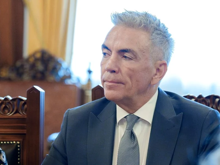 ---------Tensiuni-n-coaliie-Un-senator-PSD-cere-demisia-vicepremierului-Drago-Anastasiu-n-urma-acuzaiilor-privind-o-presupus-mit-oferit-unui-inspector-ANAF
