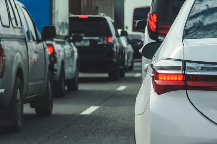 ---------Traficul-pe-Autostrada-A1-ngreunat-din-cauza-lucrrilor-de-asfaltare