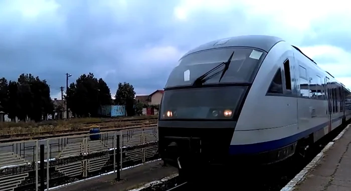 ---------Un-brbat-a-decedat-dup-ce-ATV-ul-pe-care-se-afla-a-fost-lovit-de-un-tren-n-Bistria-Nsud