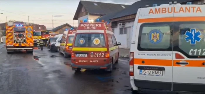 Video----------Incendiu-puternic-n-cea-mai-mare-pia-agroalimentar-din-Iai-Sute-de-metri-ptrai-de-spaii-comerciale-au-fost-distruse
