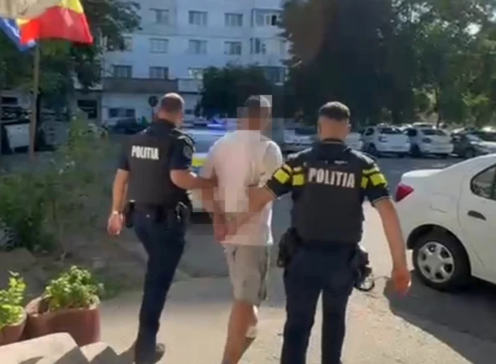 ---------Copil-de-11-ani-agresat-de-tatl-su-Brbatul-a-fost-nctuat-dup-ce-vecinii-alertai-de-ipetele-biatului-au-sunat-la-poliie