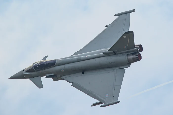 ---------Dronele-ruseti-care-au-atacat-porturile-ucrainene-de-la-Dunre-nu-au-intrat-n-spaiul-aerian-al-Romniei-Situaia-de-la-grani-monitorizat-cu-avioane-Typhoon