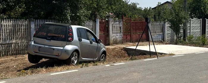 ---------Feti-de-trei-ani-strivit-sub-roile-unui-autoturism-condus-de-un-tnr-n-Dolj-Copila-a-murit-la-spital