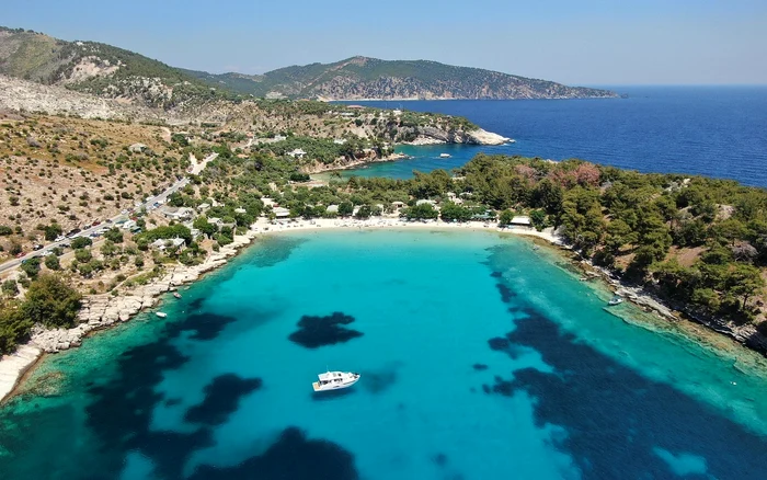 ---------Ofurile-romnilor-ntori-din-vacanele-n-Grecia-Insula-colcie-de-turiti-romni-n-doi-trei-ani-va-deveni-Mamaia-Nord