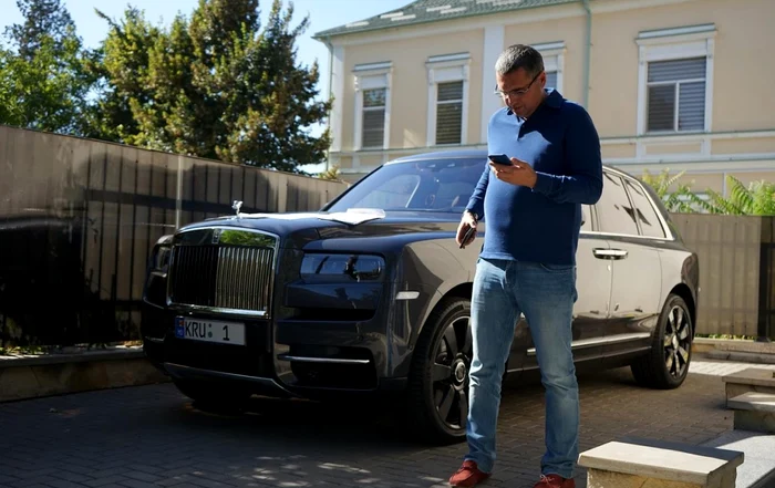 ---------Politicianul-moldovean-Renato-Usati-implicat-ntr-un-accident-n-Ungaria-cu-un-Rolls-Royce