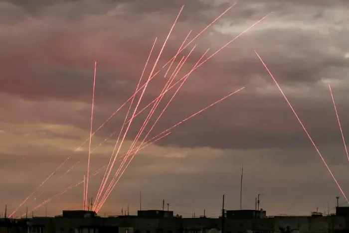 ---------Rachetele-i-dronele-ruseti-bombardeaz-oraele-ucrainene-aflate-departe-de-linia-frontului-n-ciuda-negocierilor-de-pace