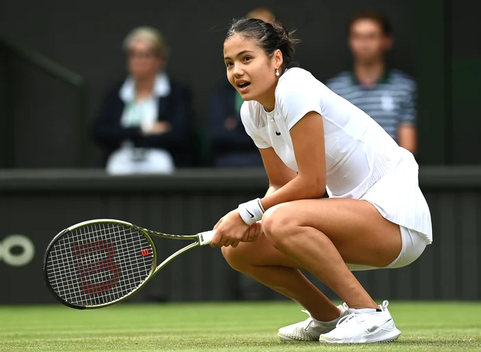 ---------Scen-jenant-ntre-Emma-Rducanu-i-Jack-Draper-la-Wimbledon-S-a-ntmplat-sub-privirea-lui-Alcaraz