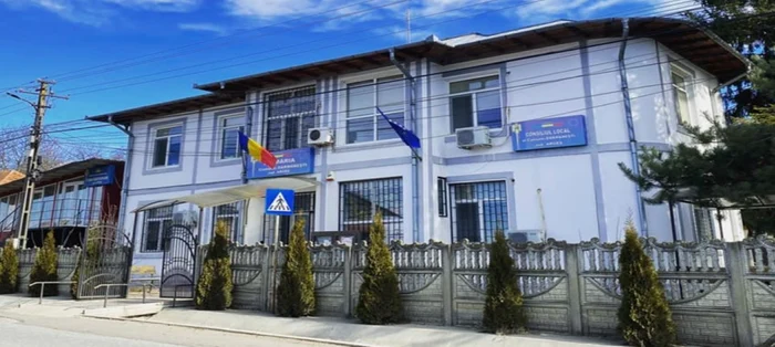 ---------Sejururi-de-lux-de-30000-de-euro-pentru-angajaii-unei-primrii-sub-pretextul-cursurilor-Sunt-banii-mei-merit-