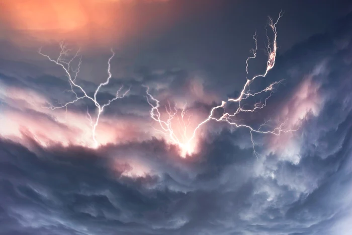 ---------Un-mega-fulger-de-829-de-kilometri-noul-record-mondial-confirmat-de-Organizaia-Meteorologic-Mondial