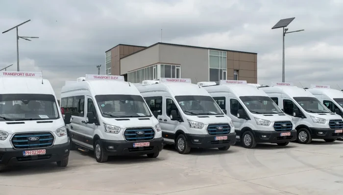 ---------O-primrie-a-anunat-o-licitaie-pentru-dou-microbuze-electrice-colare-la-un-pre-estimat-de-aproape-jumtate-de-milion-de-euro-Explicaiile-viceprimarului