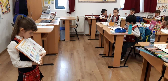 ---------Profesorii-din-Buzu-nu-particip-la-festivitile-de-deschidere-a-noului-an-colar-Prinii-ndrumai-s-i-duc-copiii-direct-n-clase