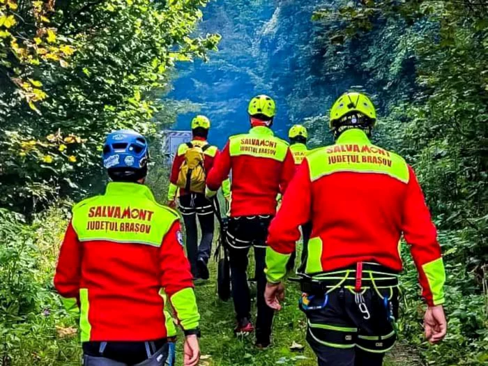 ---------Salvamontitii-intervin-pe-un-traseu-din-munii-Bucegi-alertai-de-o-persoan-care-acuz-dureri-n-piept-i-frisoane