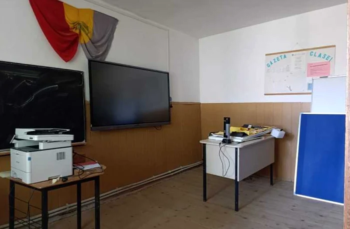 ---------Situaie-bizar-pentru-elevii-dintr-o-comun-din-Buzu-coala-renovat-recent-din-fonduri-PNRR-a-fost-desfiinat
