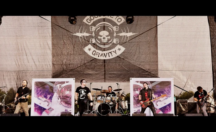 ---------10-ani-de-la-Colectiv-Andrei-Glu-singurul-supravieuitor-din-trupa-Goodbye-to-Gravity-prima-apariie-public-dup-un-deceniu-cu-un-proiect-omagiu