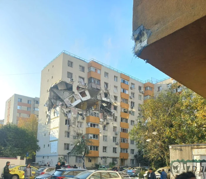 ---------Blocul-n-care-a-avut-loc-explozia-din-Capital-a-fost-deconectat-de-la-gaze-joi-dar-cineva-a-rupt-sigiliul-Anunul-ANRE-