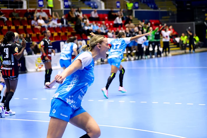 ---------CSM-Bucureti-a-obinut-a-doua-victorie-n-grupa-B-a-Ligii-Campionilor