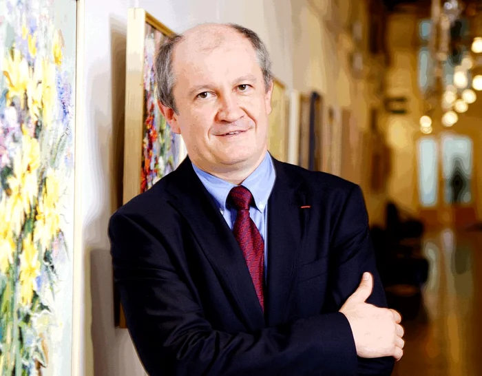 ---------Candidatul-la-efia-Guvernului-de-la-Chiinu-i-a-prezentat-echipa-i-programul-de-guvernare--UE-Pace-Dezvoltare