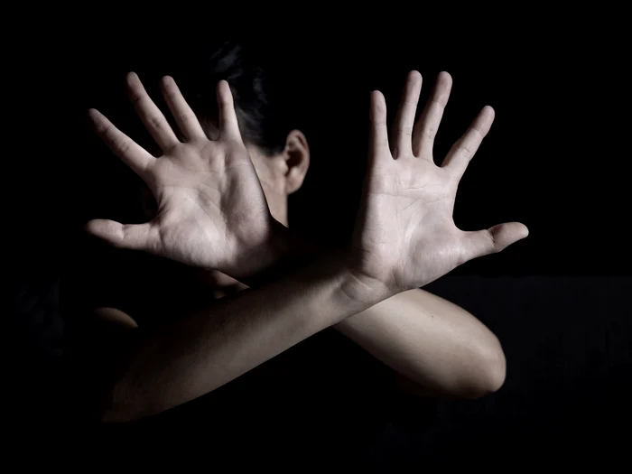 ---------Caz-ocant-n-Prahova-Un-tnr-a-fost-arestat-dup-ce-i-a-violat-surorile-vitrege-Una-dintre-ele-este-minor