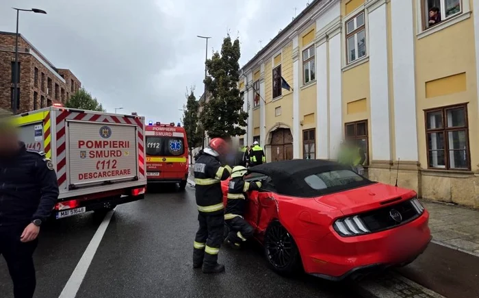 ---------Copil-de-12-ani-grav-rnit-de-o-main-care-a-intrat-pe-contrasens-i-a-ajuns-pe-trotuar-n-Cluj-Napoca-Mama-n-stare-de-oc