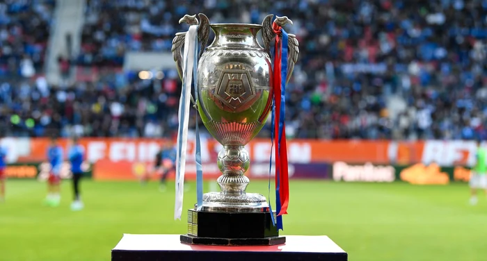 ---------Gloria-Bistria--FCSB-se-joac-cu-casa-nchis-Interes-enorm