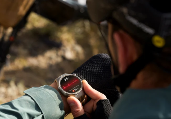 ---------HUAWEI-WATCH-GT-6-Pro-smartwatch-cu-autonomie-RECORD-de-pn-la-trei-sptmni-i-GPS-ultra-precis