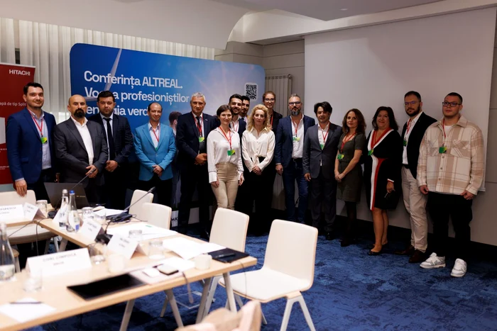 ---------Instalatorii-au-decis-Piaa-fotovoltaic-are-nevoie-de-ncredere-educaie-i-standarde-comune