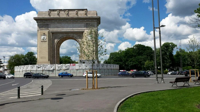 ---------Lucrri-de-asfaltare-la-Arcul-de-Triumf-fcute-n-afara-orelor-permise-Brigada-Rutier-aplic-sanciuni
