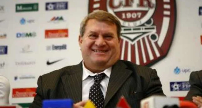 ---------Medicul-adus-s-vindece-rnile-echipei-CFR-Cluj-Fusese-dat-afar-pentru-c-era-omul-lui-Paszkany