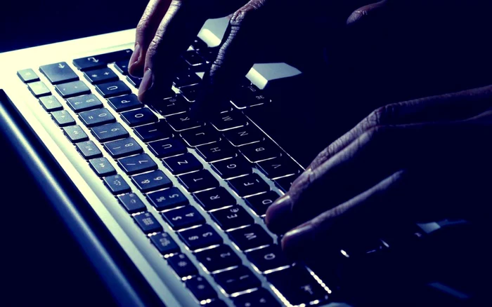 ---------Nou-metod-de-escrocare-online-atacatorii-se-dau-drept-companii-aeriene