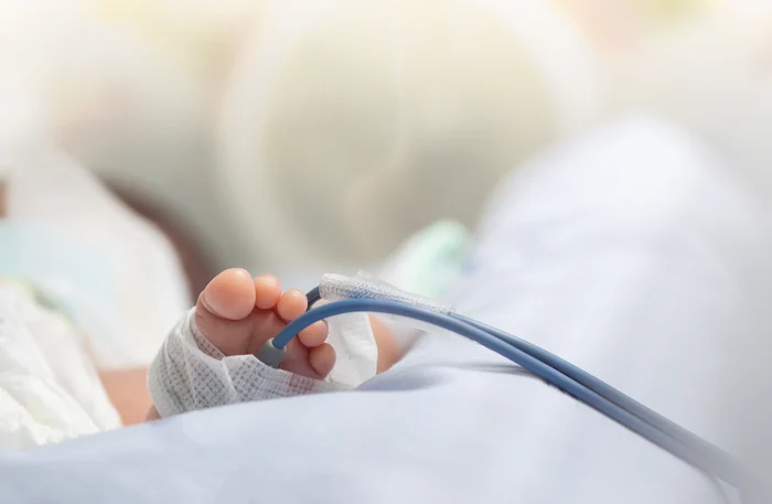 ---------Opt-bebelui-de-la-maternitatea-din-Trgu-Mure-depistai-cu-Serratia-Marcescens-n-trei-zile-Ce-a-favorizat-rspndirea-bacteriei