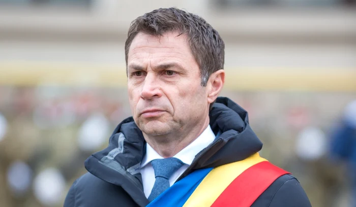 ---------Primarul-suspendat-al-Mangaliei-Cristian-Radu-rmne-n-arest-preventiv