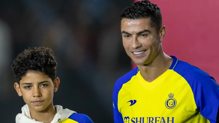 ---------Primul-pas-spre-visul-tatlui-fiul-lui-Cristiano-Ronaldo-a-debutat-la-naionala-U16-a-Portugaliei