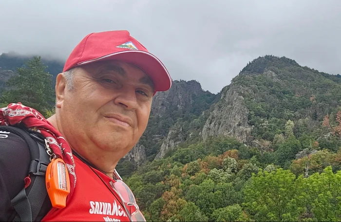 ---------Tragedie-n-Masivul-Cozia-salvamontist-din-Vlcea-gsit-mort-lng-main