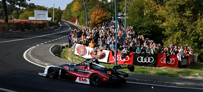 ---------Trofeul-Poiana-Braov-finala-sezonului-2025-la-vitez-n-coast-are-record-de-piloi-la-start