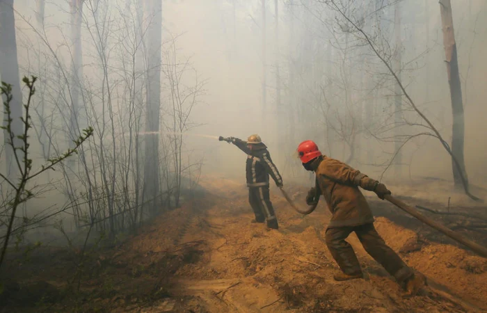 ---------Ucraina-n-flcri-Rusia-suspectat-c-a-alimentat-incendiile-ce-au-mistuit-aproape-un-milion-de-hectare