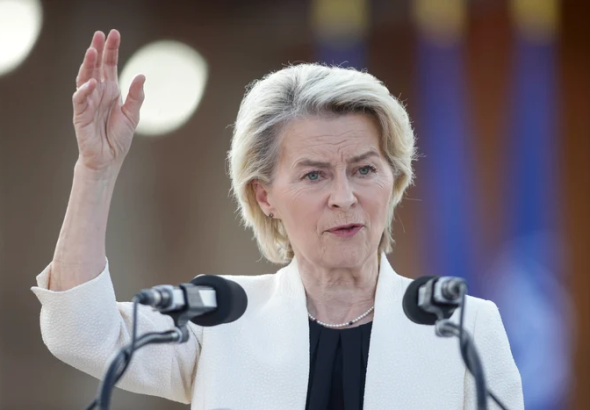 ---------Ursula-von-der-Leyen-se-confrunt-sptmna-aceasta-cu-dou-moiuni-de-cenzur-Cnd-are-loc-votul-n-Parlamentul-European
