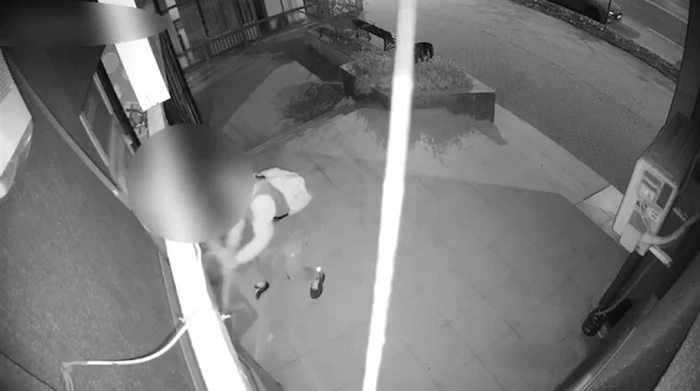 Video----------Cinci-spargeri-ntr-o-singur-noapte-la-Iai-Ce-le-a-spus-houl-poliitilor-dup-ce-a-fost-prins