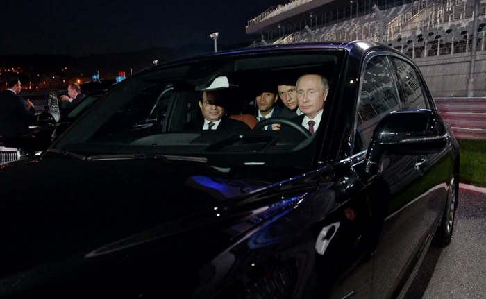 ---------Aurus-limuzina-preferat-a-lui-Putin-trece-sub-controlul-Gazprom-Gigantul-rus-devine-acionar-majoritar-al-productorului-de-maini-de-lux