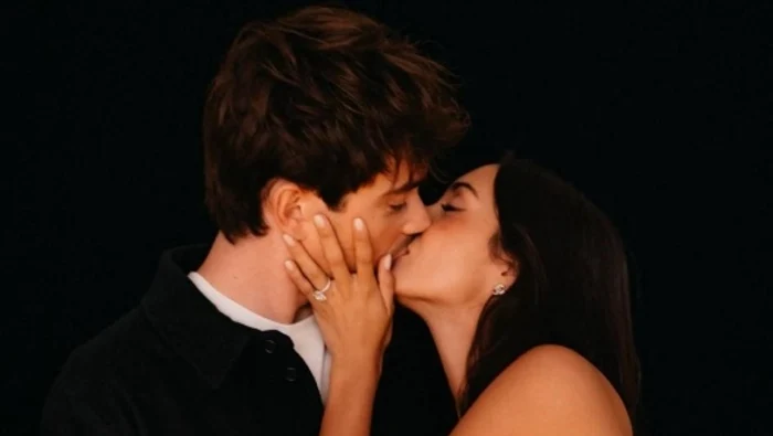 ---------Bat-clopotele-de-nunt-n-Formula-1-pilotul-Charles-Leclerc-a-apelat-la-un-cine-pentru-a-i-cere-iubita-n-cstorie-