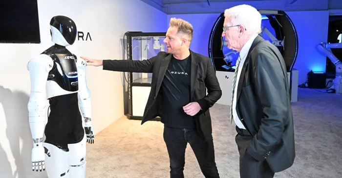 ---------Doi-gigani-ai-tehnologiei-vor-dezvolta-mpreun-roboi-umanoizi