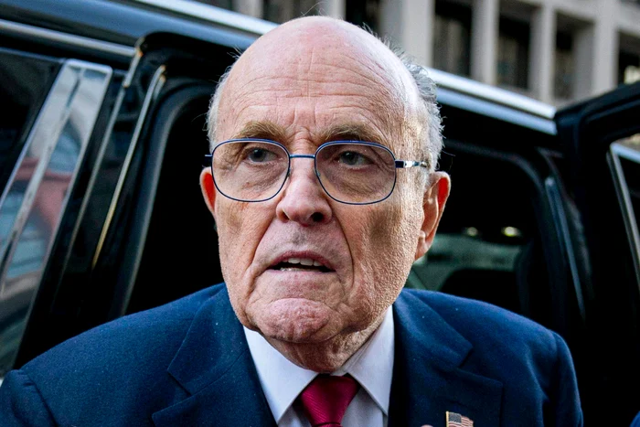 ---------Donald-Trump-i-a-graiat-pe-Rudy-Giuliani-i-pe-fostul-su-ef-de-cabinet-Faptele-pentru-care-au-fost-acuzai