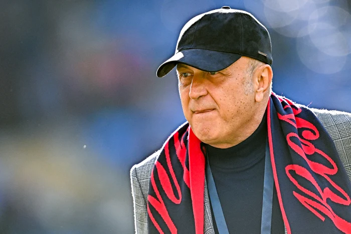 ---------Echipa-lui-ucu-s-a-dezlnuit-fr-antrenor-Genoa-a-dat-lovitura-i-obine-prima-victorie-n-Serie-A