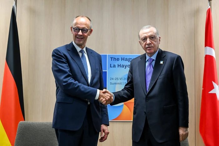 ---------Erdoan-i-Merz-deschid-un-nou-capitol-n-relaiile-dintre-Turcia-i-Germania-relansarea-cooperrii-n-domeniul-aprrii