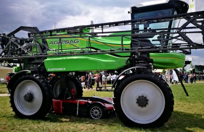 ---------Escroc-din-Iai-anchetat-dup-ce-a-luat-120000-de-lei-de-la-o-femeie-care-dorea-s-cumpere-piese-pentru-utilaje-agricole-i-a-disprut