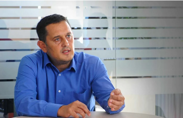 ---------Europarlamentarul-AUR-Gheorghe-Piperea-i-anun-retragerea-din-politic-i-revenirea-la-matca-de-avocat-profesor-i-om-simplu