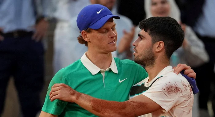 ---------Italianul-Jannik-Sinner-i-spaniolul-Carlos-Alcaraz-au-mai-stabilit-o-btlie-de-milioane-din-duelul-lor-infinit