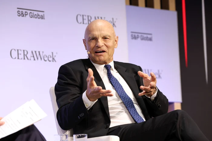 ---------O-companie-elveian-fondat-cu-un-asociat-al-lui-Putin-cumpr-activele-externe-ale-Lukoil